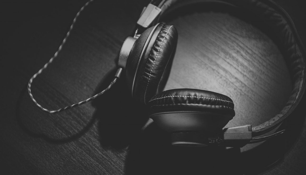 headphones-690685_960_720