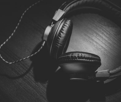 headphones-690685_960_720